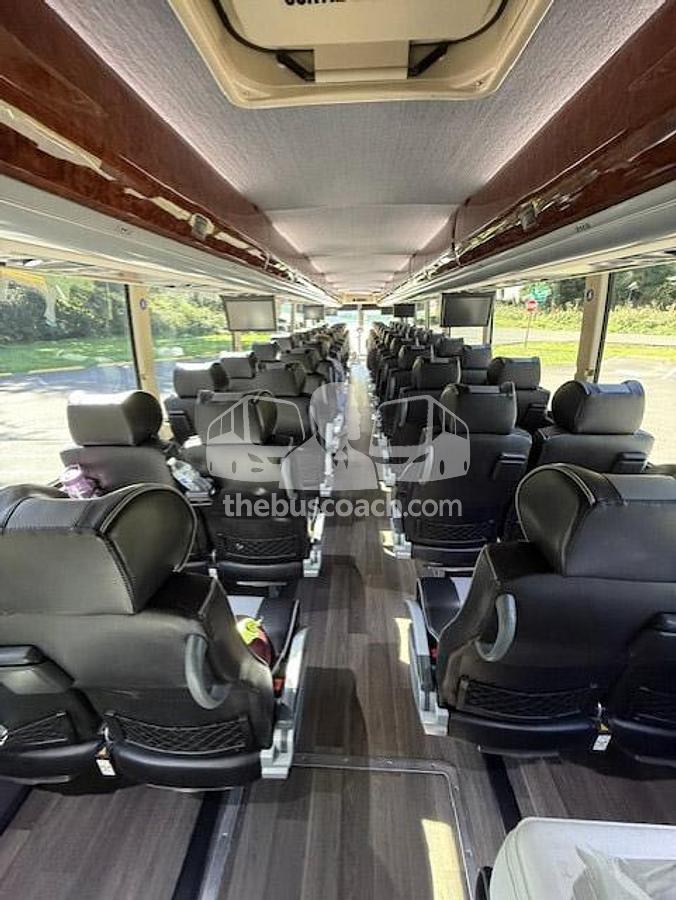 Used 2018 PREVOST H3-45