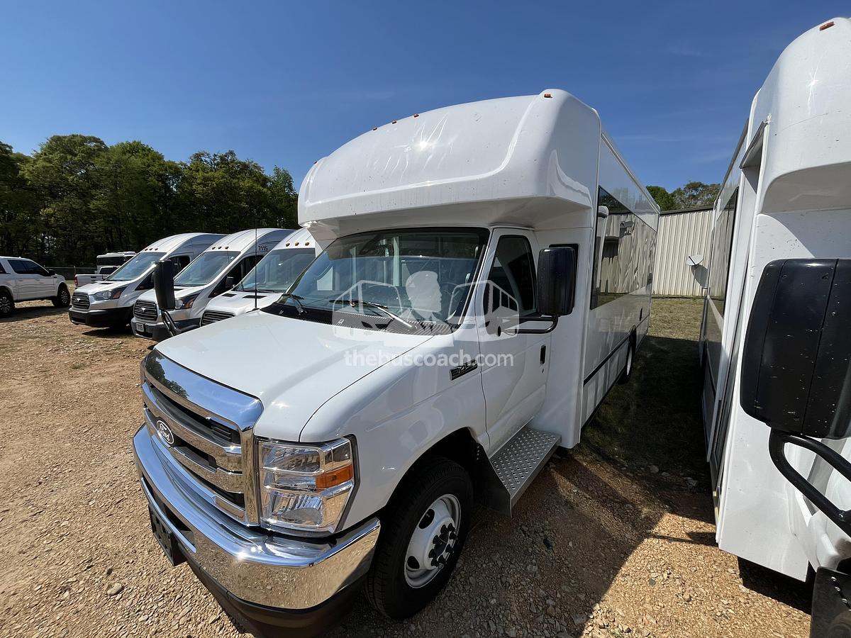2026 FORD E450