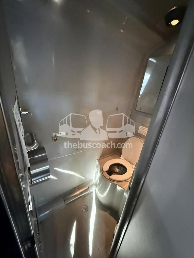 Used 2006 PREVOST X3-45