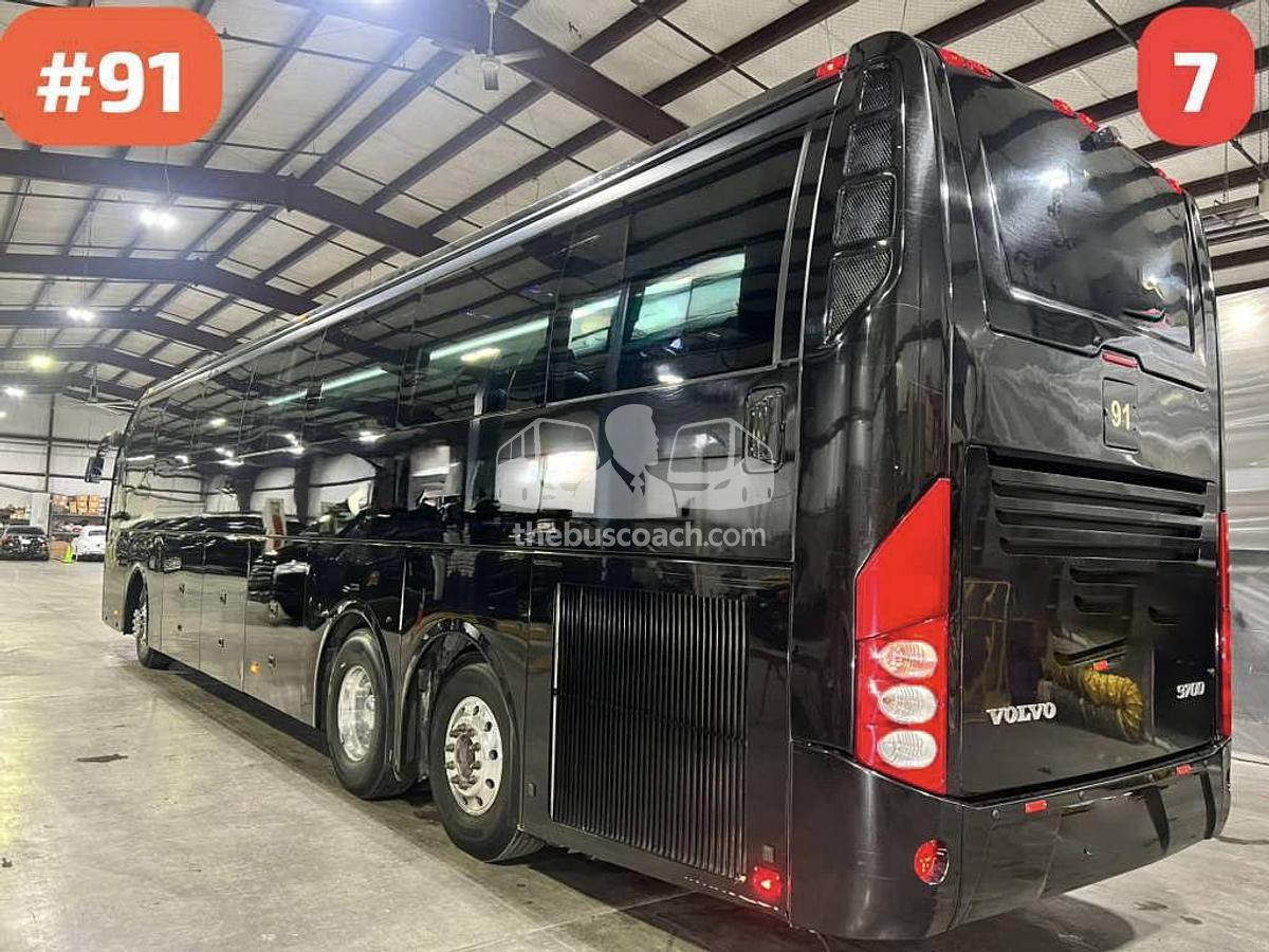 Used VOLVO 9700