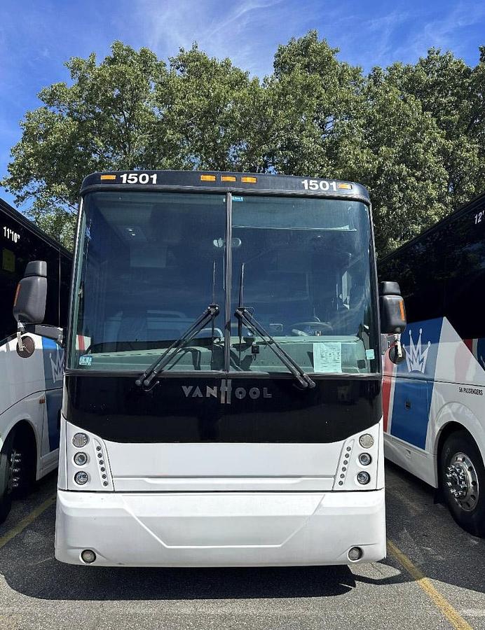 Used 2015 VAN HOOL CX45