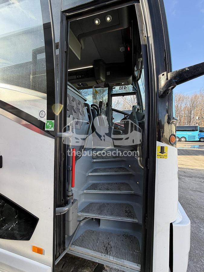 Used 2018 VAN HOOL CX45
