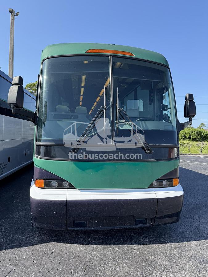 Used 2007 MCI J4500