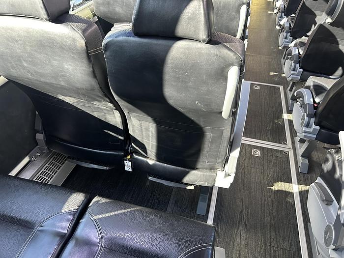 Used 2018 VOLVO 9700