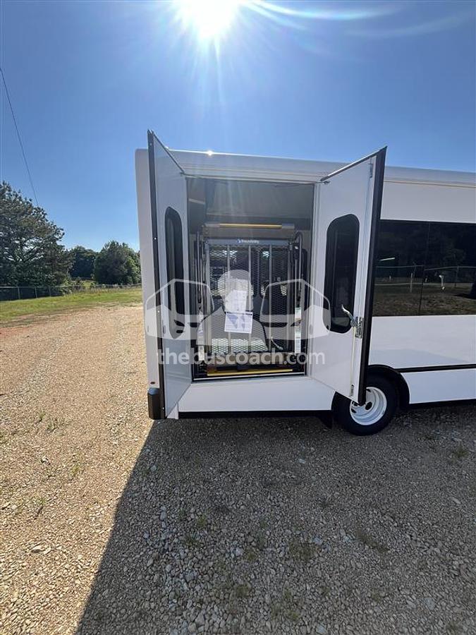 2026 FORD E350