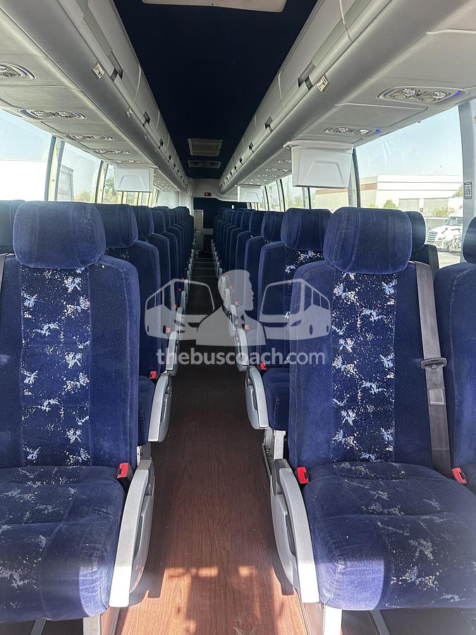 Used 2015 VOLVO 9700
