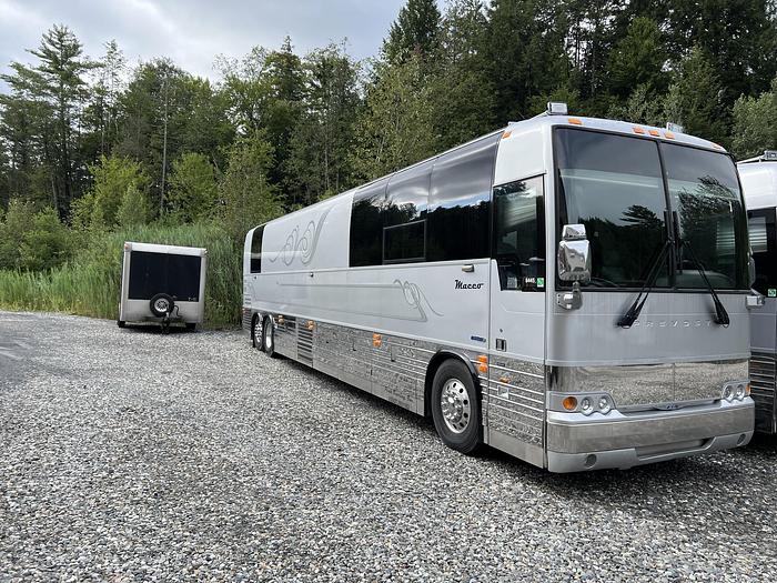 Used 2005 PREVOST XL2 Entertainer
