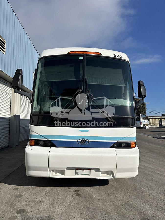 Used 2012 MCI J4500