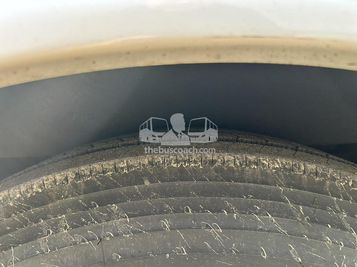 Used 2014 VOLVO 9700 ADA