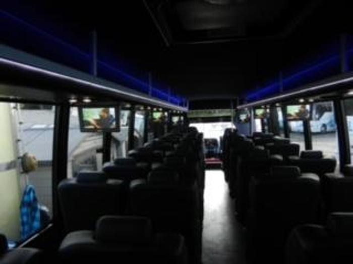 Used 2014 FREIGHTLINER 40LAV