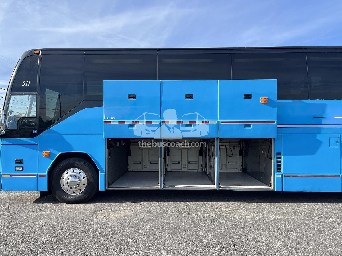 Used 2004 PREVOST H3-45 ADA