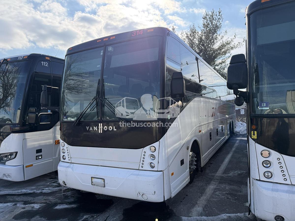 Used 2014 VAN HOOL CX45