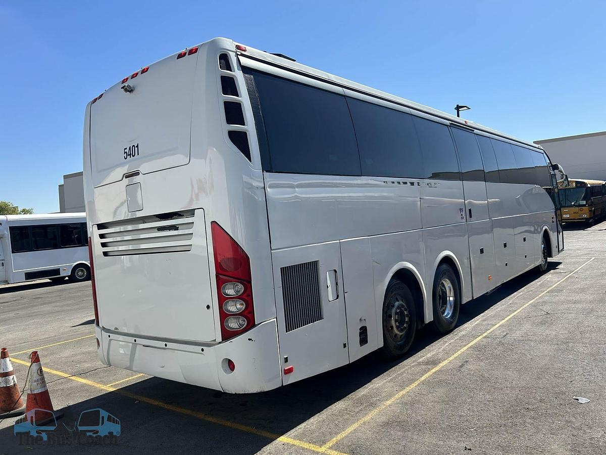 Used 2016 VOLVO 9700