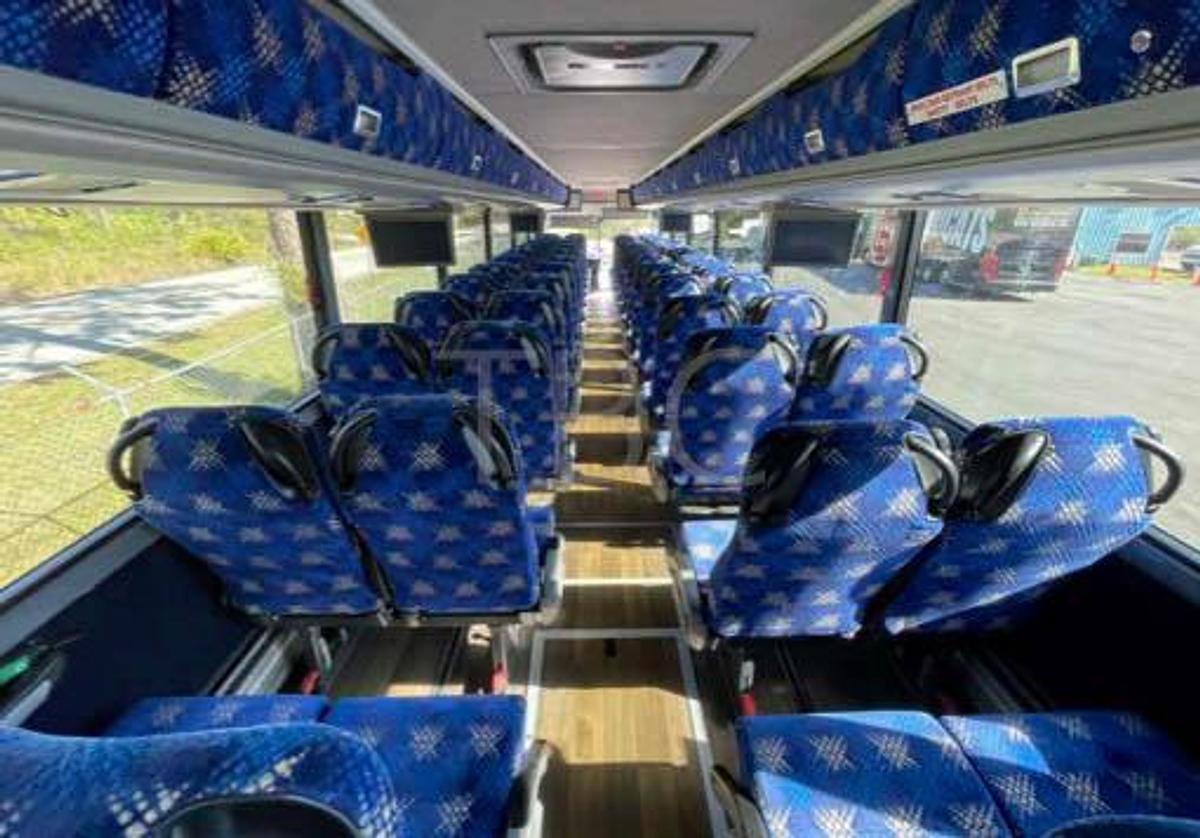 Used 2018 VAN HOOL CX45