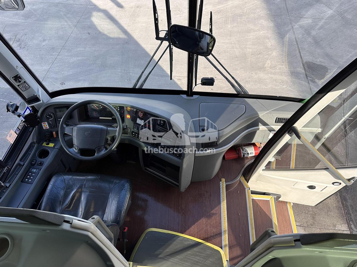 Used 2017 VOLVO 9700