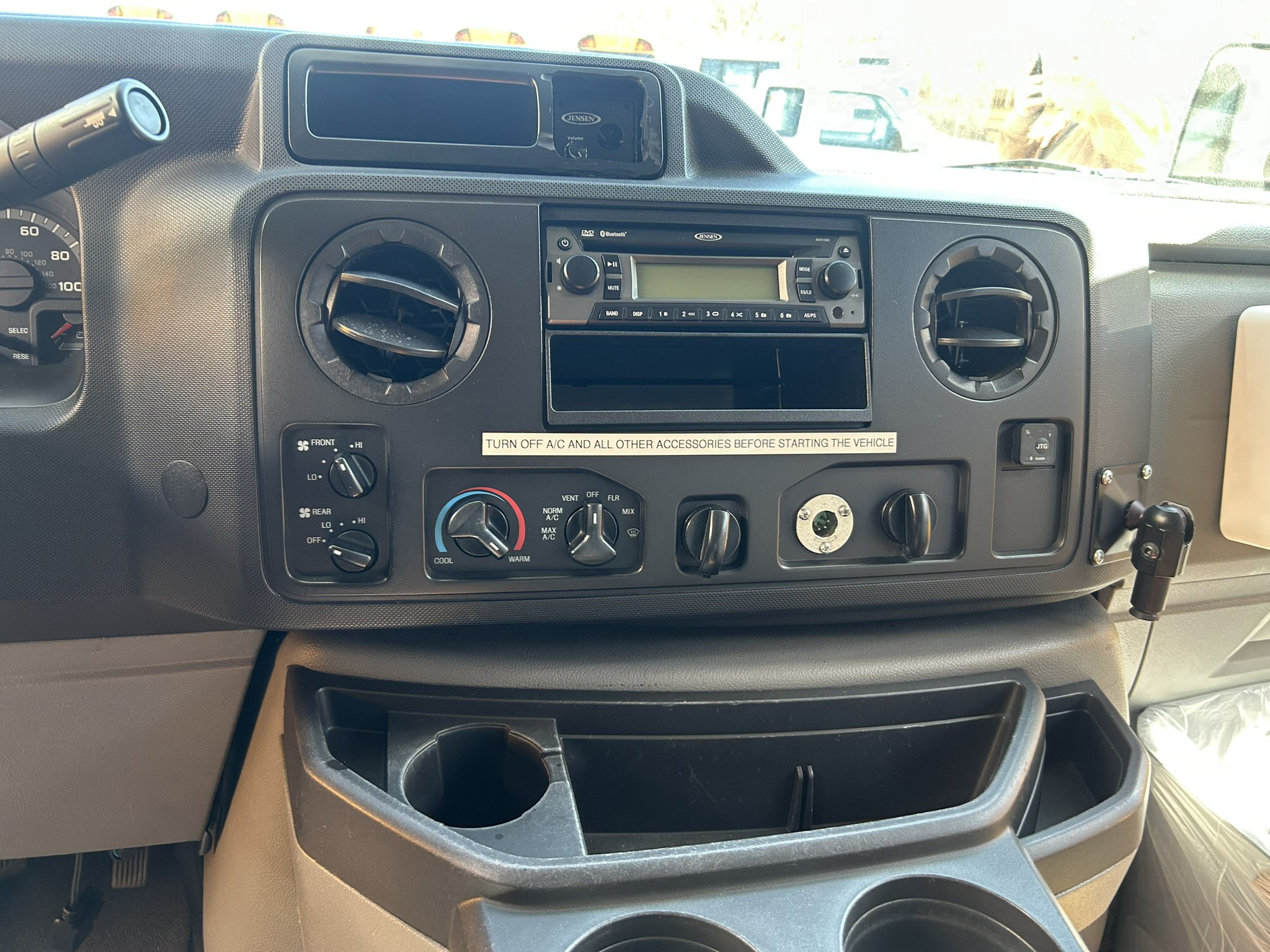 Used 2014 FORD E-450