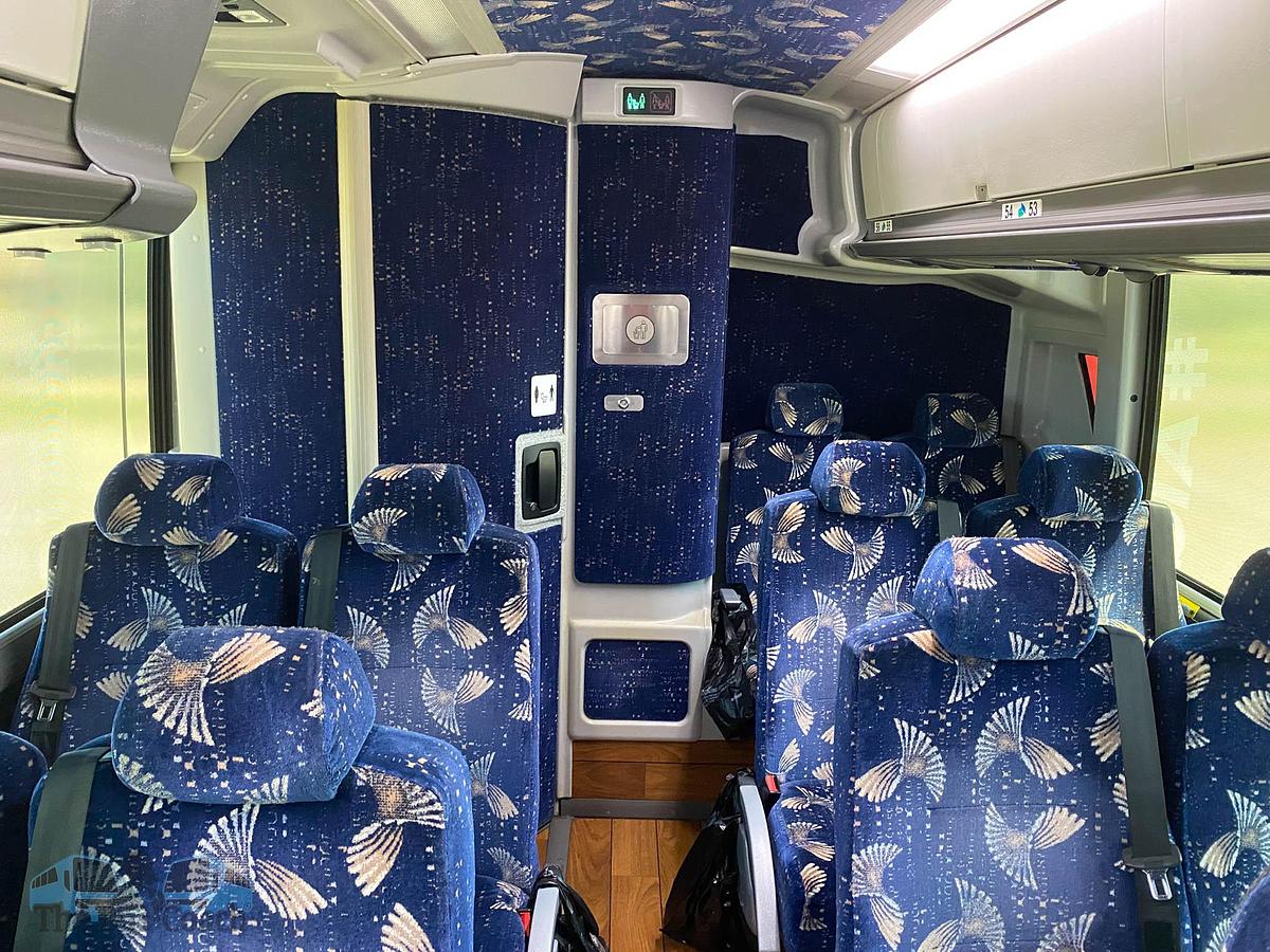 Used 2015 MCI J4500