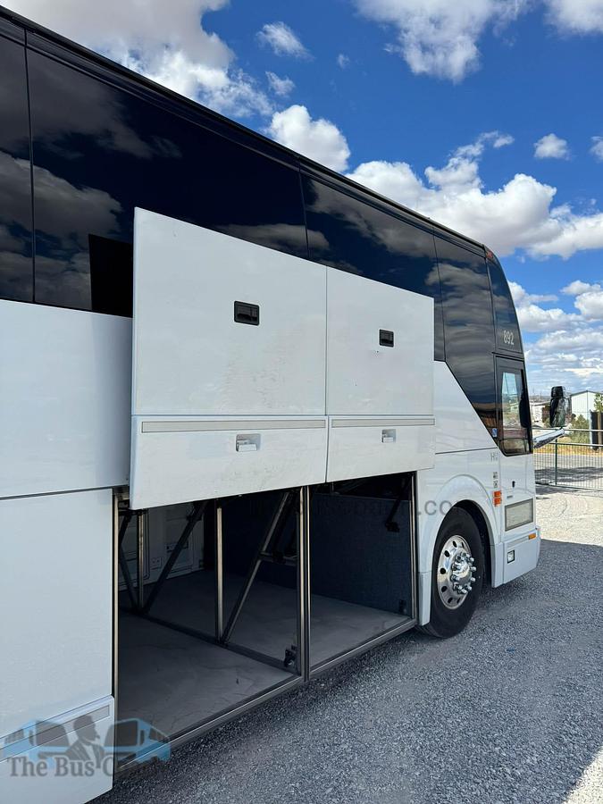 Used 2019 PREVOST H3-45