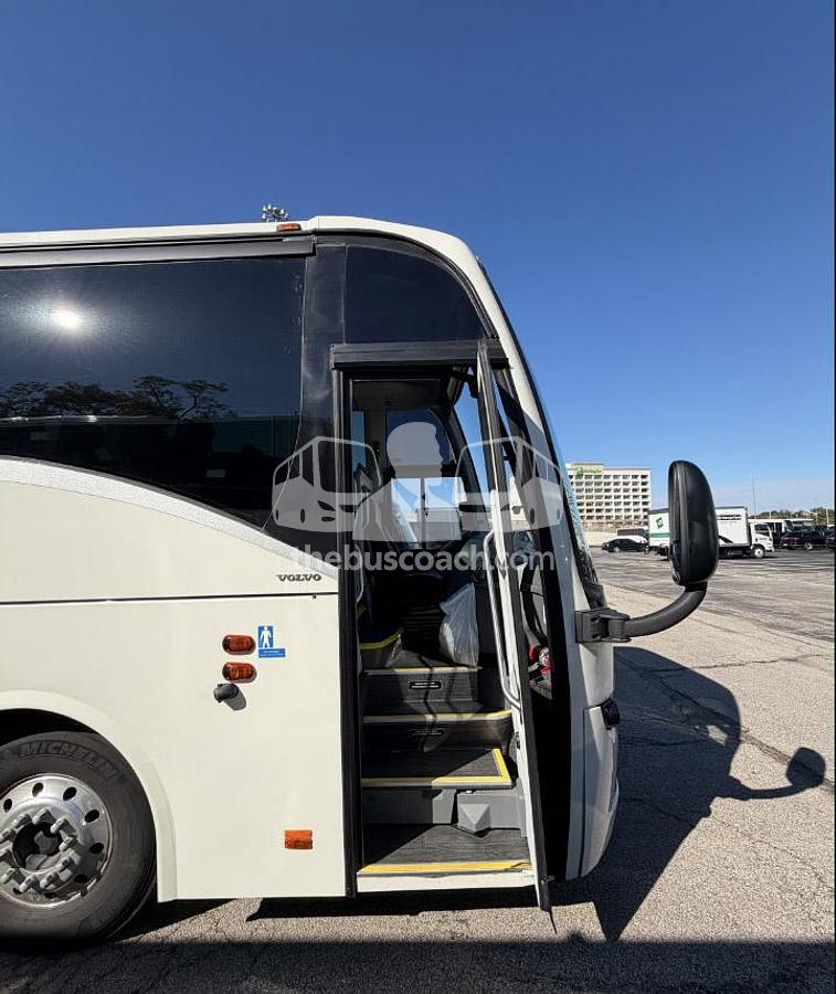 Used 2025 VOLVO 9700