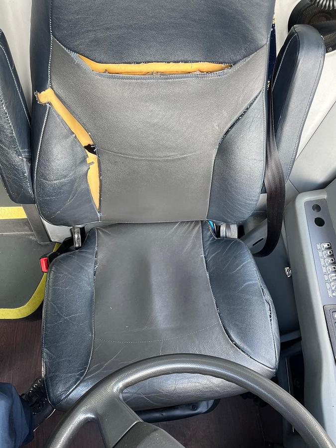 Used 2018 VOLVO 9700