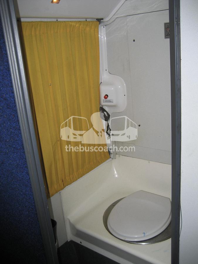 Used 2006 VAN HOOL C2045