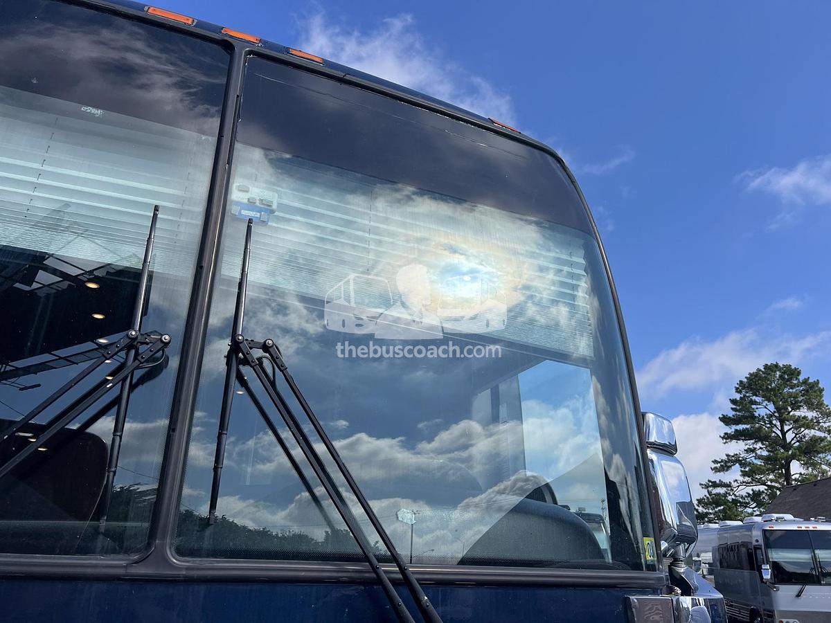 Used 2006 PREVOST XLII Entertainer Willie