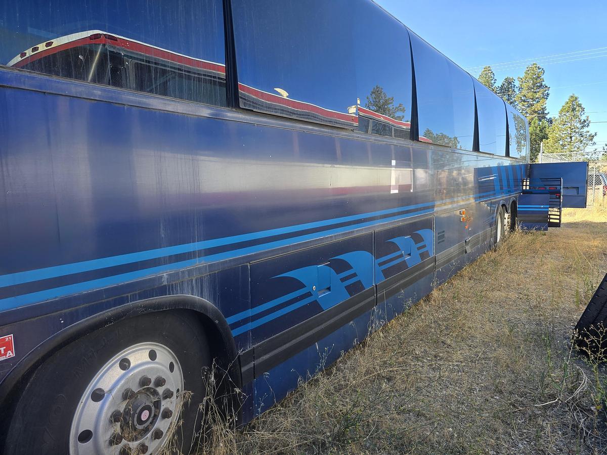 Used 2001 PREVOST XL2