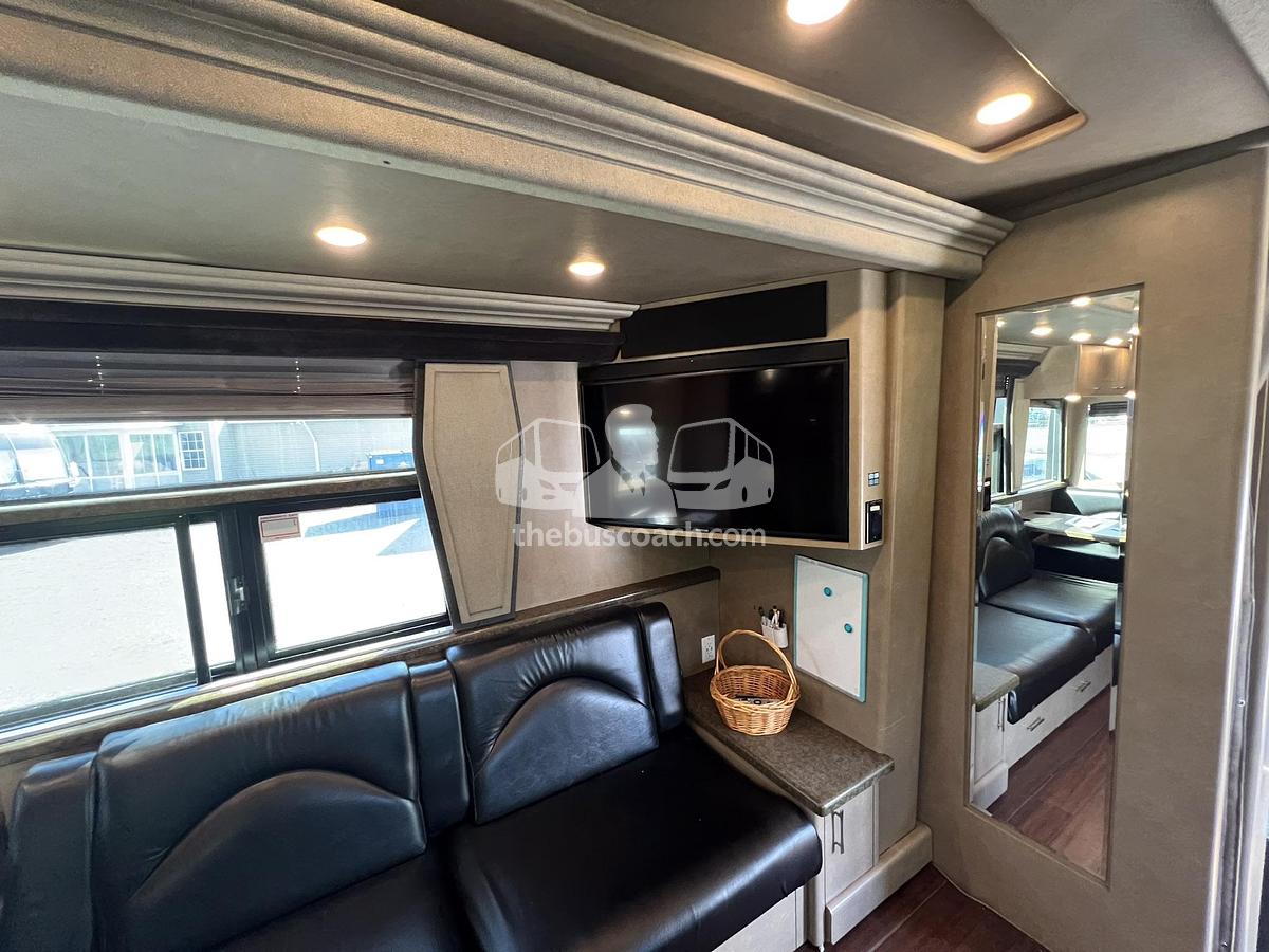 Used 2006 PREVOST XLII Entertainer Willie