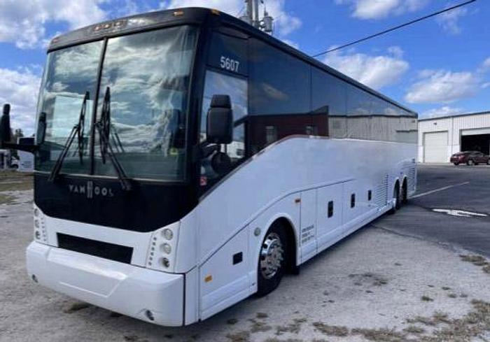 Used 2017 VAN HOOL CX45