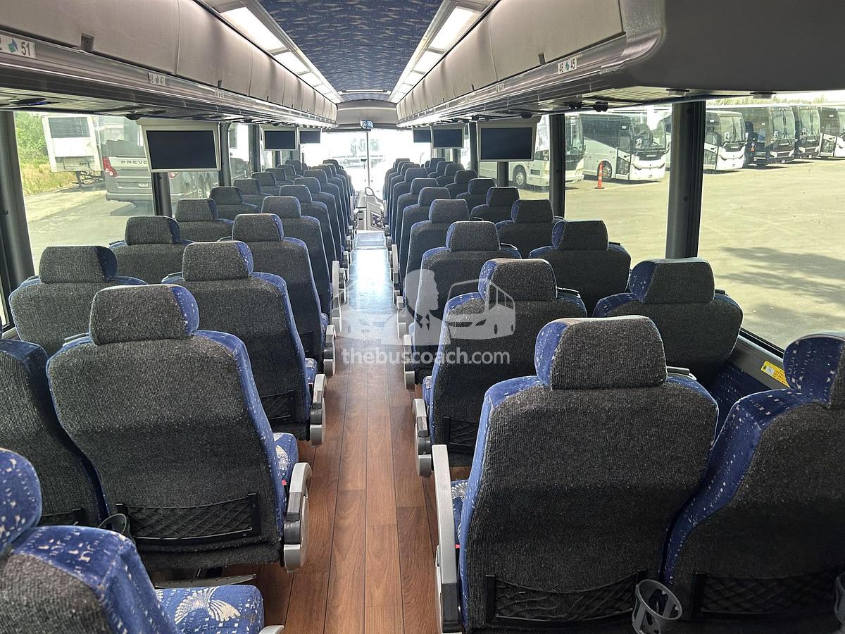 Used 2016 MCI J4500