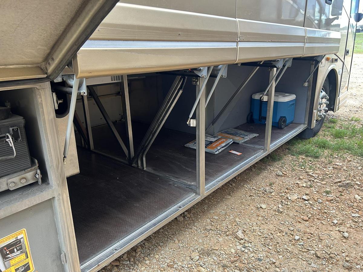 Used 2017 VAN HOOL CX35