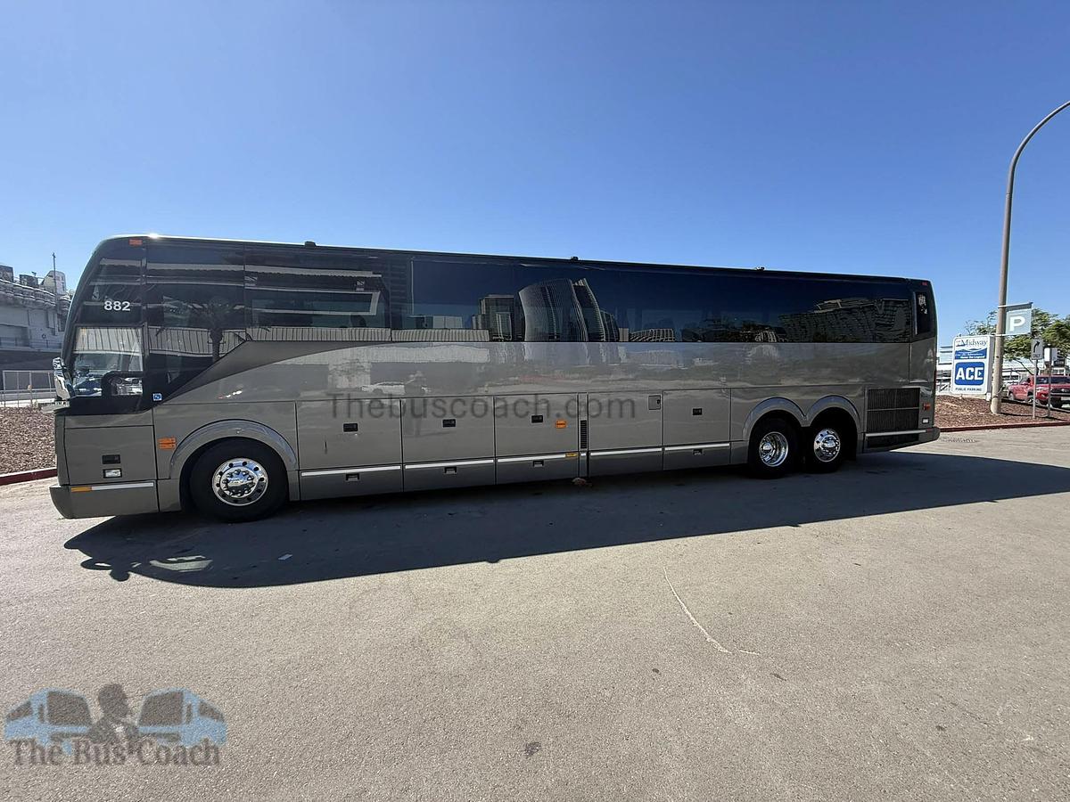 Used 2019 PREVOST H3-45
