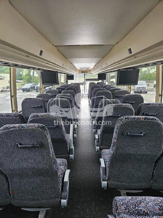 Used 2009 PREVOST H3-45