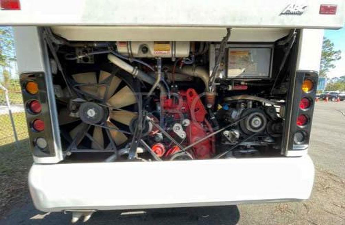 Used 2018 VAN HOOL CX45