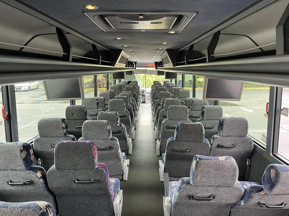 Used 2006 VAN HOOL C2045