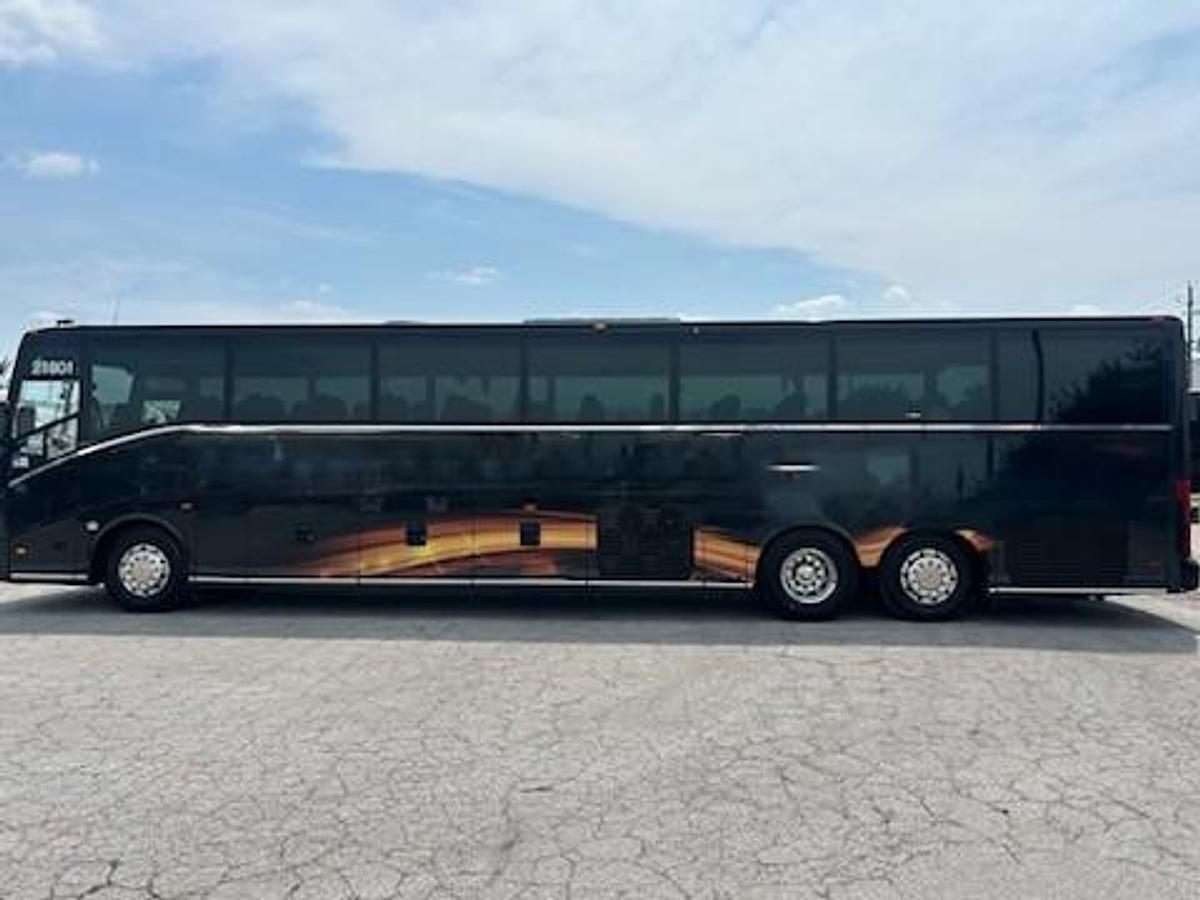 Used 2018 VAN HOOL CX45
