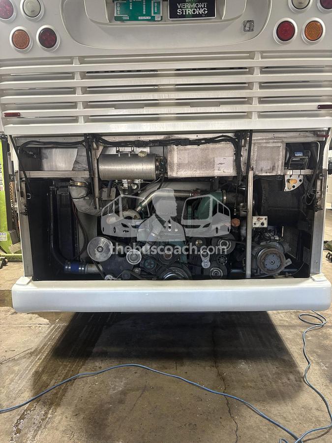 Used 2009 PREVOST H3-41