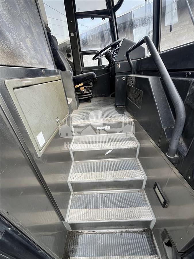 Used 1998 PREVOST H3-41