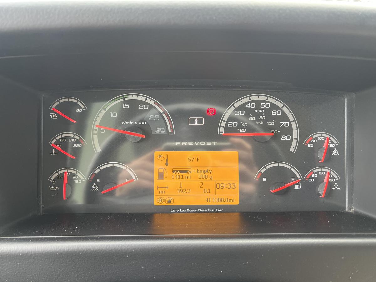 Used 2015 PREVOST H3-45