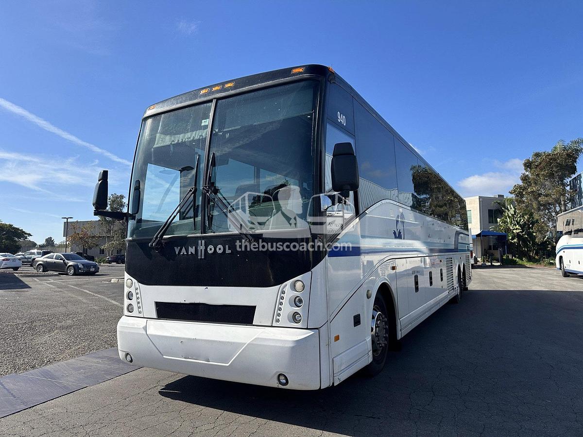 Used VAN HOOL CX45