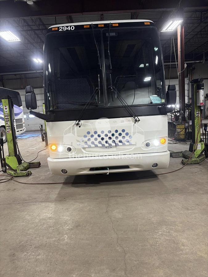 Used 2009 PREVOST H3-41