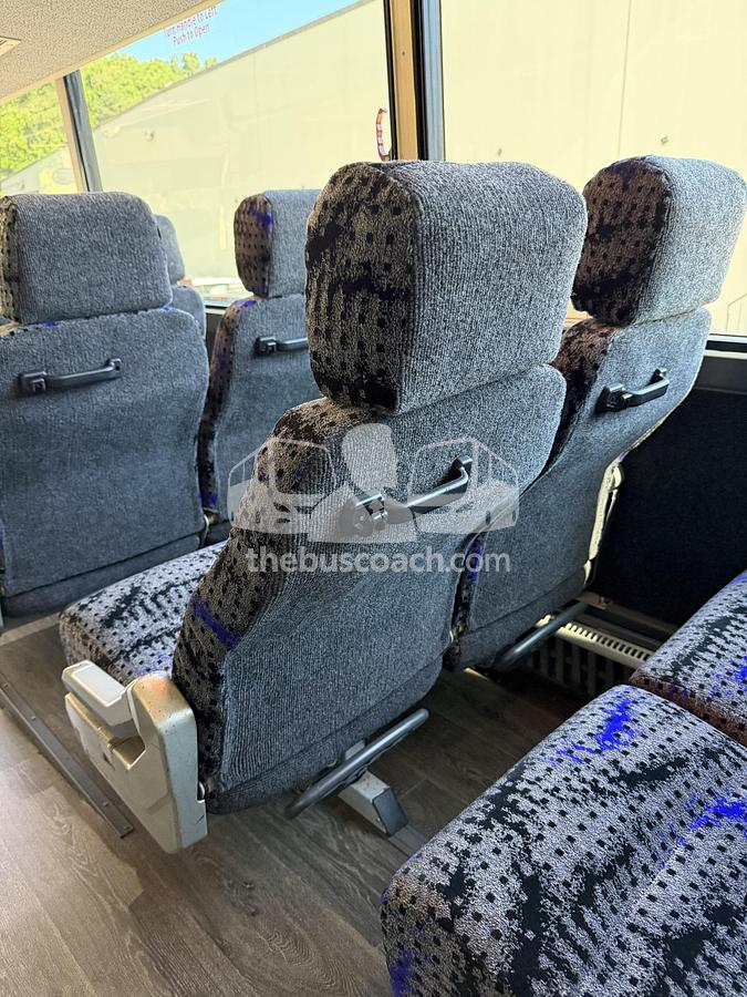 Used 2001 VAN HOOL C2045