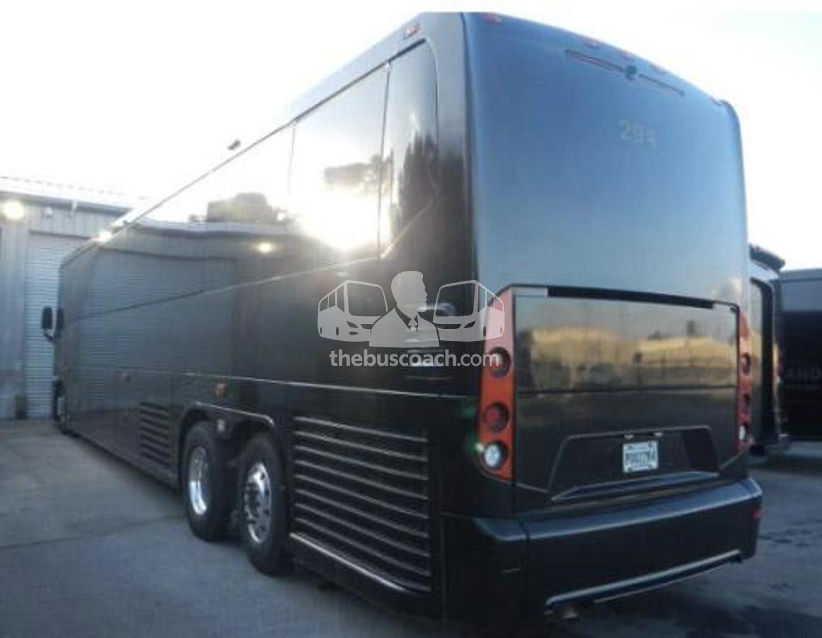 Used 2020 MCI J4500