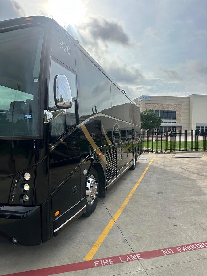 Used 2018 VAN HOOL CX35