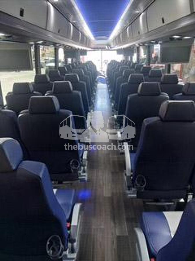 Used 2021 MCI J4500