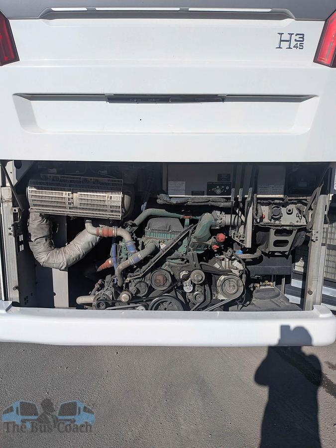 Used 2019 PREVOST H3-45