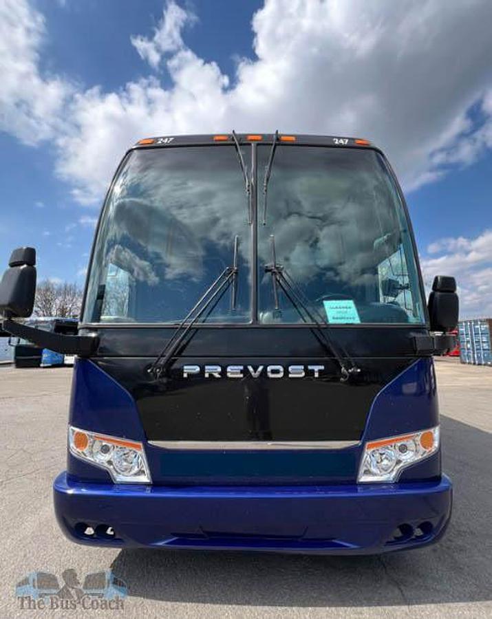 Used 2015 PREVOST H3-45