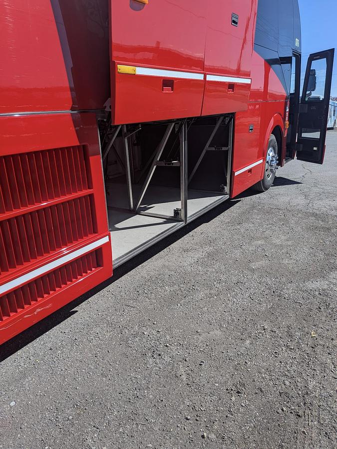 Used 2019 PREVOST H3-45