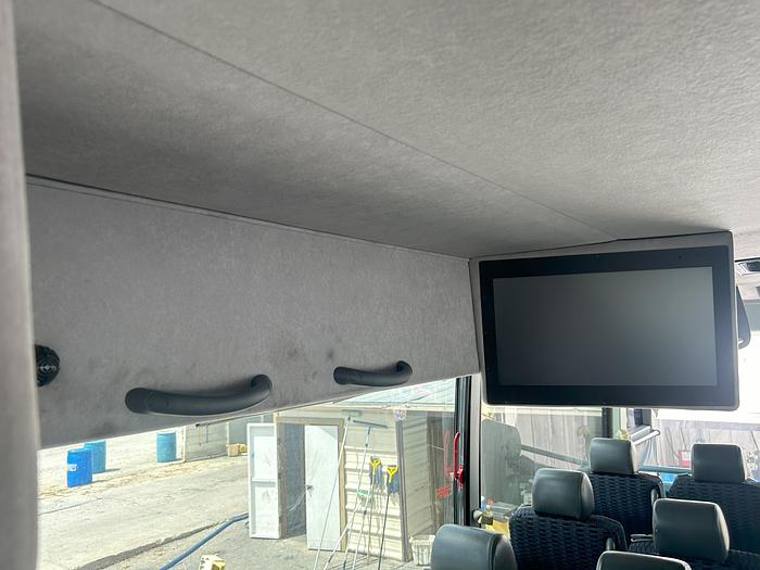 Used 2015 VAN HOOL TX45