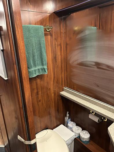 Used 2005 PREVOST XL2 Entertainer